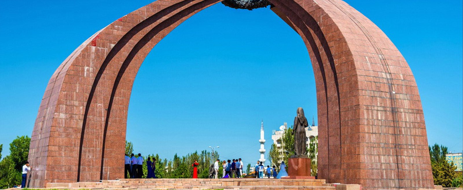 bishkek-monument-of-victory