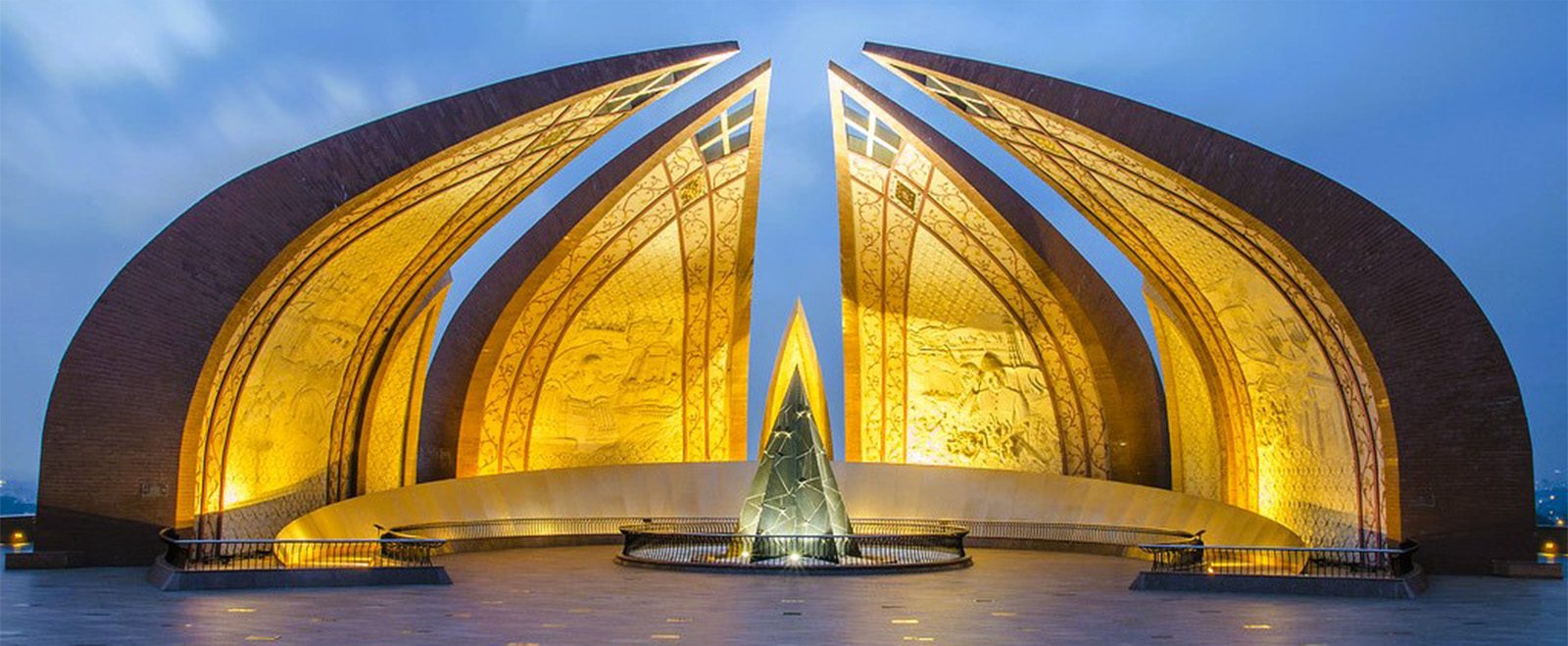 pakistan_monument_Pakistan